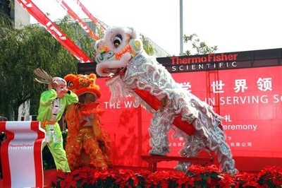 賽默飛世爾科技旗下顯微載玻片制造廠上海新址落成，助力科學(xué)儀器產(chǎn)業(yè)發(fā)展